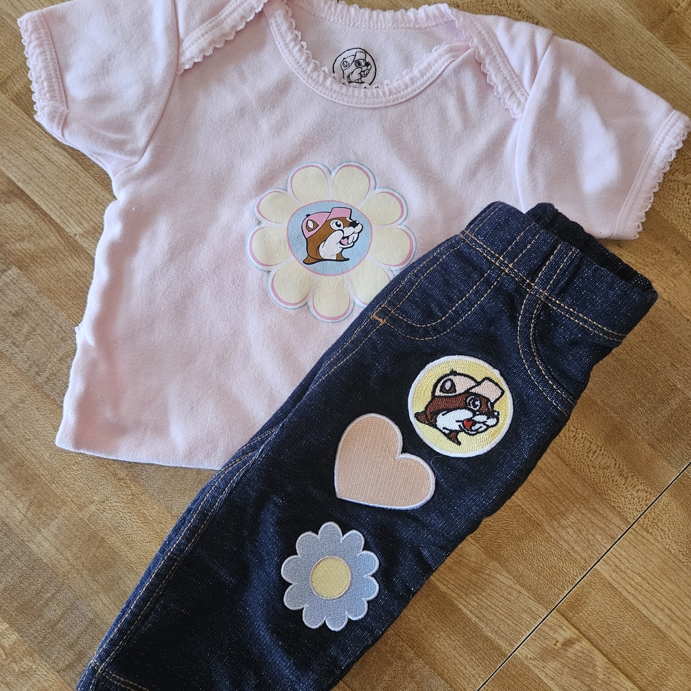 Buc-ee's Outfit